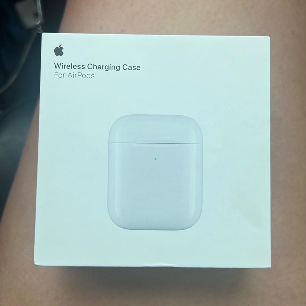 Apple AirPods charging case ONLY